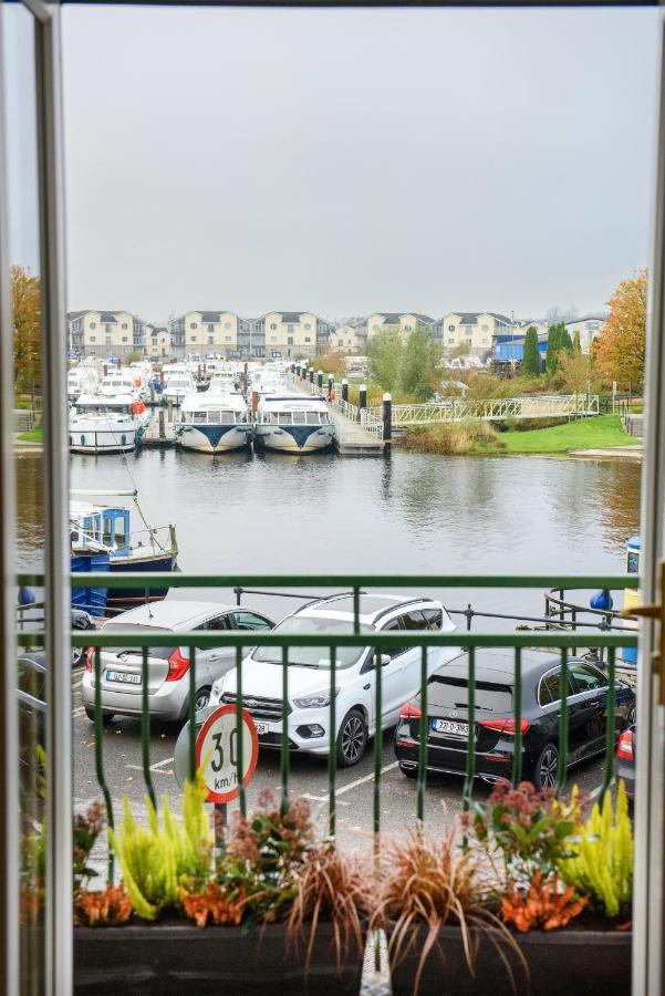 Waterfront Self Catering Houses Carrick-on-Shannon Exterior photo