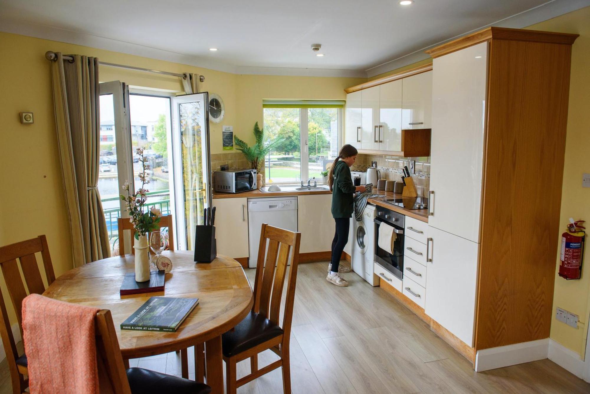 Waterfront Self Catering Houses Carrick-on-Shannon Exterior photo